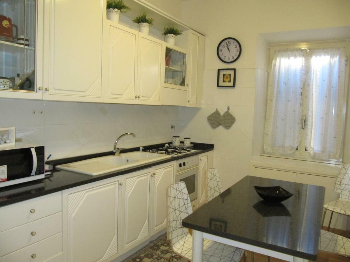 Casa Vacanze Pietro Al Vaticano Rome Luaran gambar